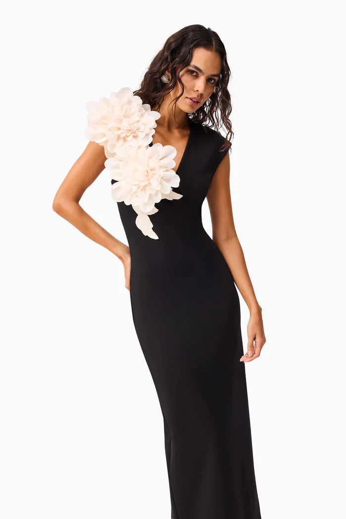 Elliatt Zahara V-Neck Gown in Black