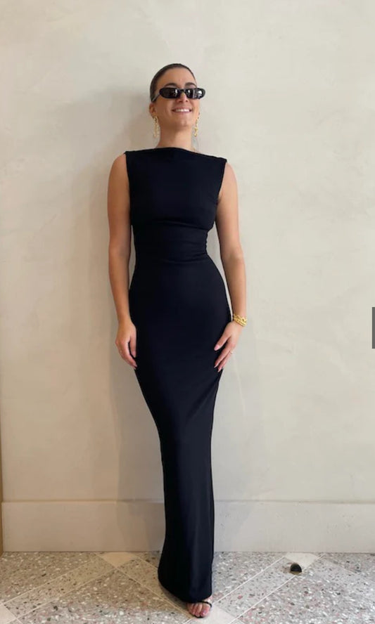 Effie Kats Verona Gown Black