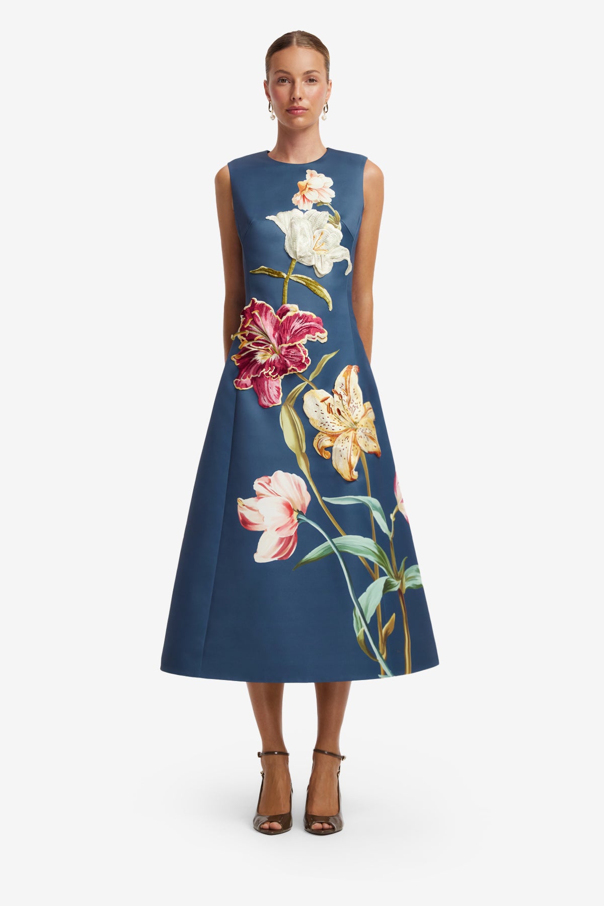 Leo Lin Cleo Embroidered Sleeveless Midi Dress l Lily Print in Indigo