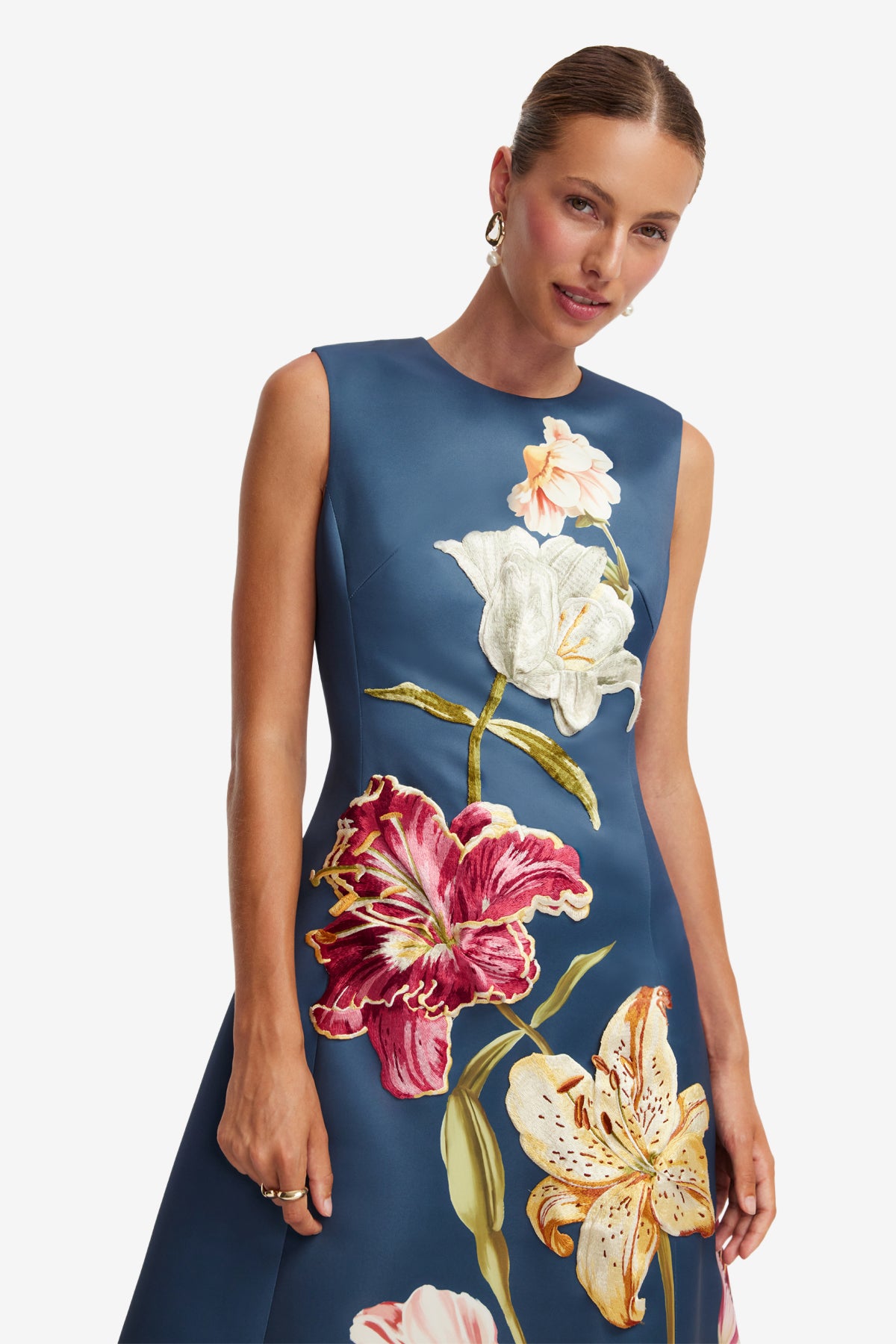 Leo Lin Cleo Embroidered Sleeveless Midi Dress l Lily Print in Indigo